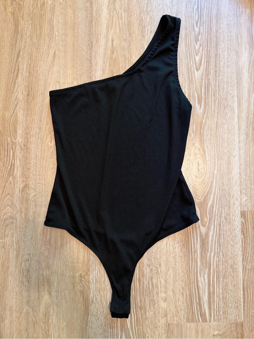 Le Lis Anthropologie Black One-Shoulder Bodysuit size L
